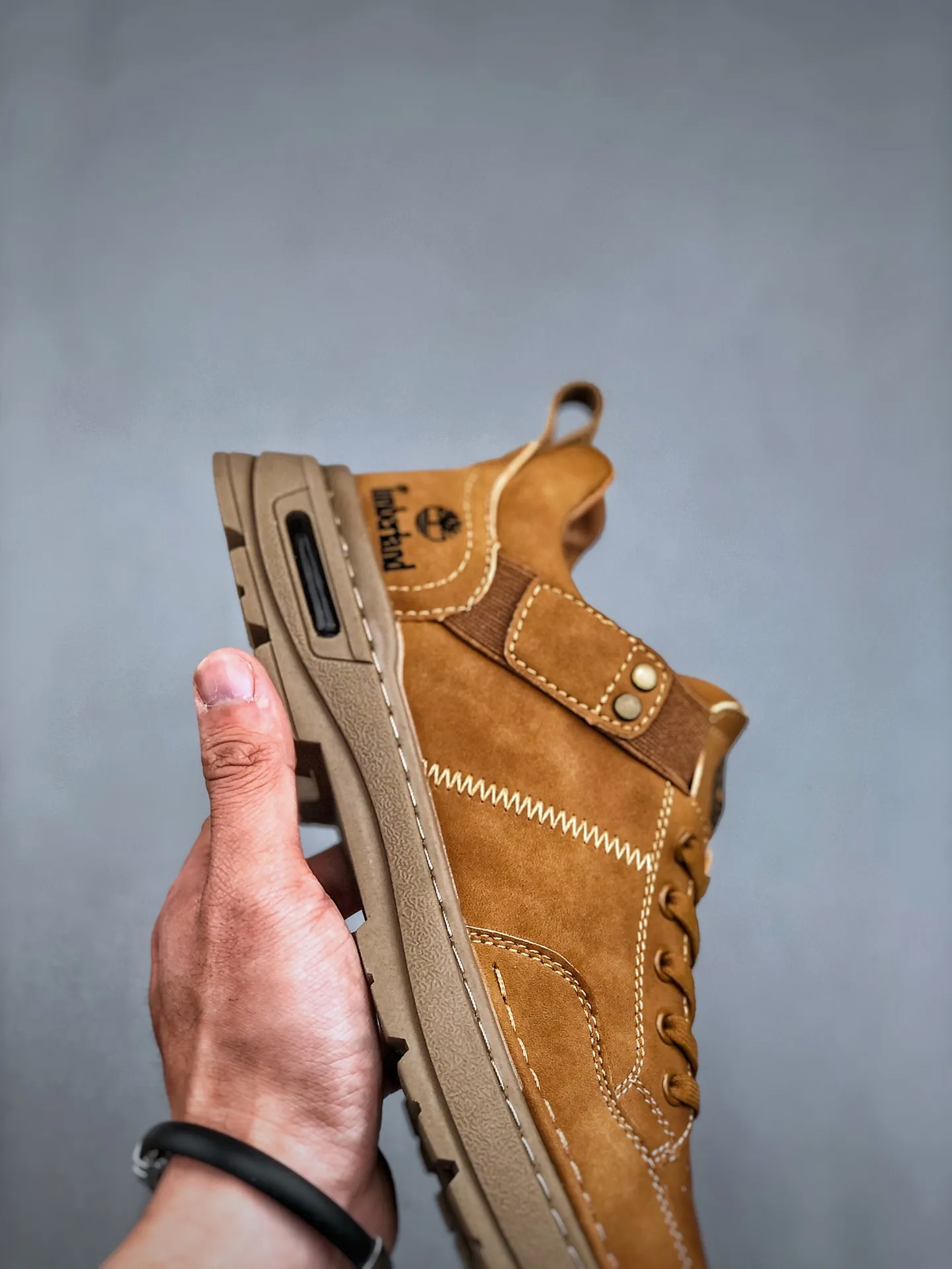 💰 480 Timberland Timberland/Timberland classic model 25ss new style Classic re-creation New upgrade Guangdong factory quality Original box original packaging The fabric is made of Italian top frosted cowhide with anti-odor and anti-corrosion genuine leather latex insoles to give you a perfect wearing experience High-quality and durable, a must-have for sportsmen Specializing in not looking handsome High-quality feet with first-class feel Exclusive supply Official item number: TB23066 Size: 39 40 41 42 43 44